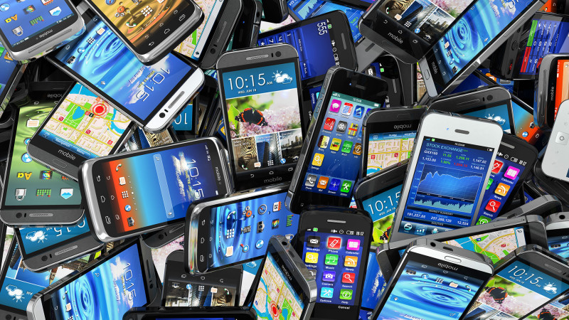 mobile-smartphones-pile-ss-1920-800x450